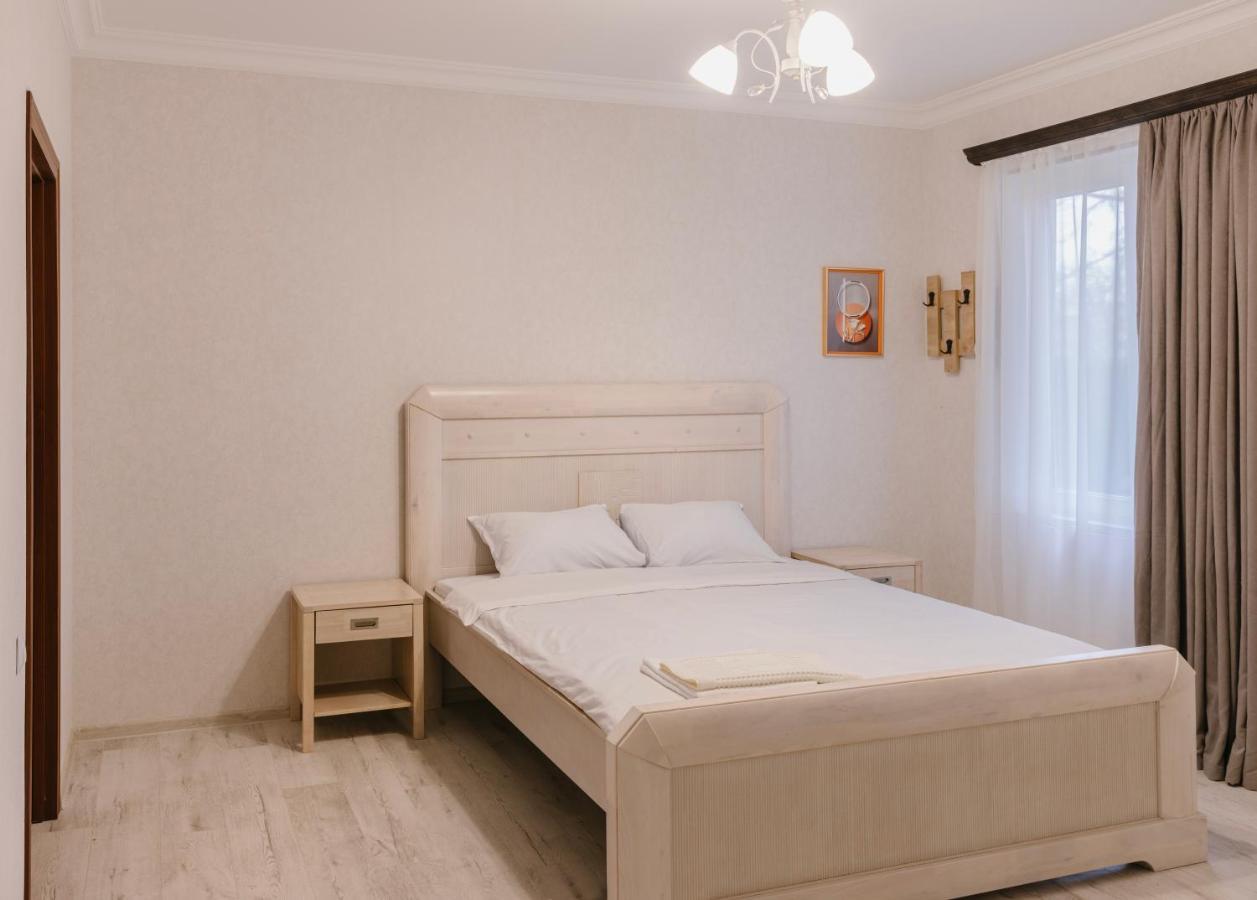 Marcos Hotel Tbilisi Eksteriør bilde