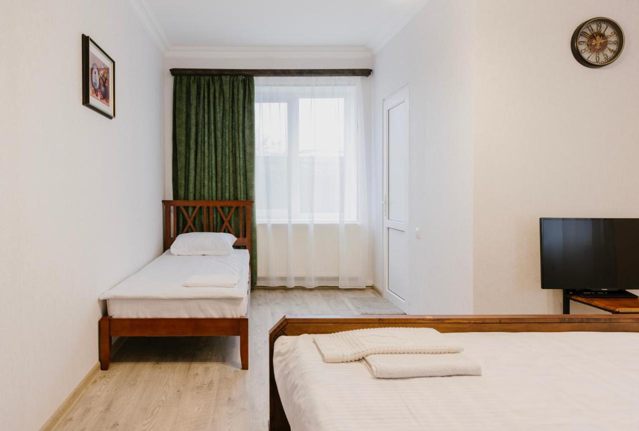 Marcos Hotel Tbilisi Eksteriør bilde